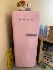 Smeg FAB28 Retro Style Pink